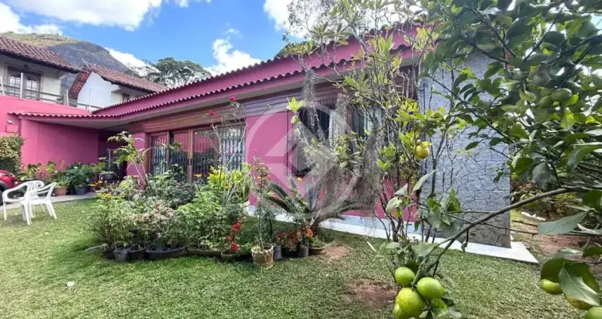 Ampla casa linear fora de condomínio em iúcas codigo: 135935