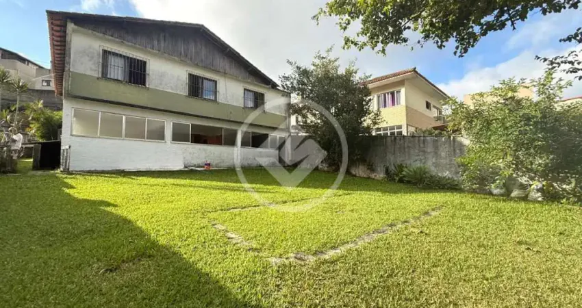 Ampla casa no melhor ponto entre iúcas e taumaturgo. codigo: 111659