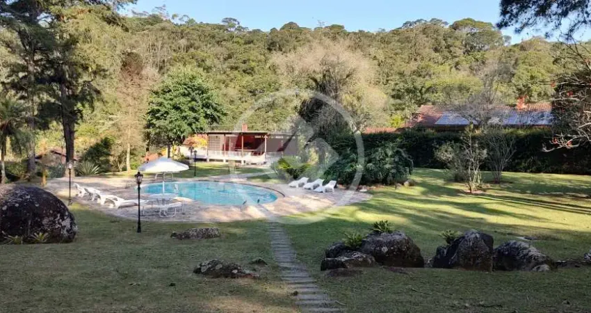 Casa em condomínio. petrópolis-rio de janeiro codigo: 144038