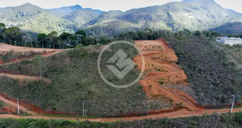 Terreno 脿 venda na Estrada das Emba煤bas, 31, Albuquerque, Teres贸polis