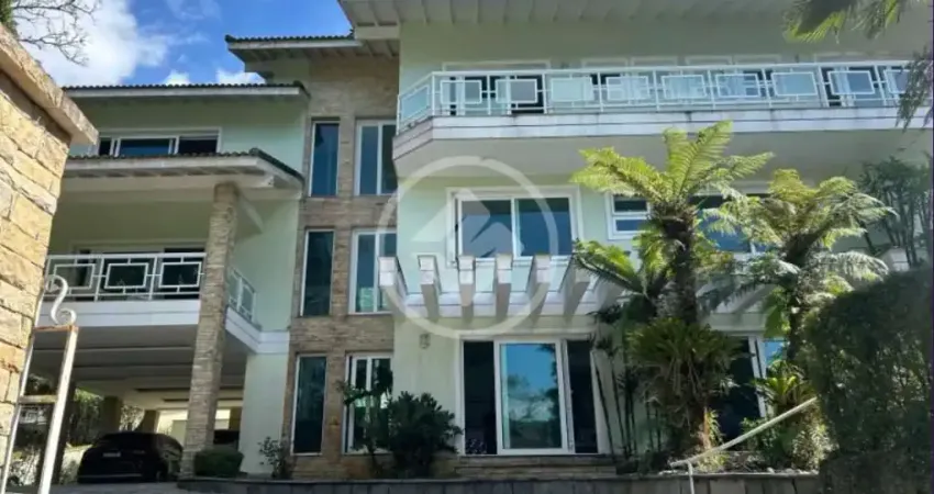 Casa em condomínio 5 quartos, 633m², carlos guinle, teresópolis/rj codigo: 73636