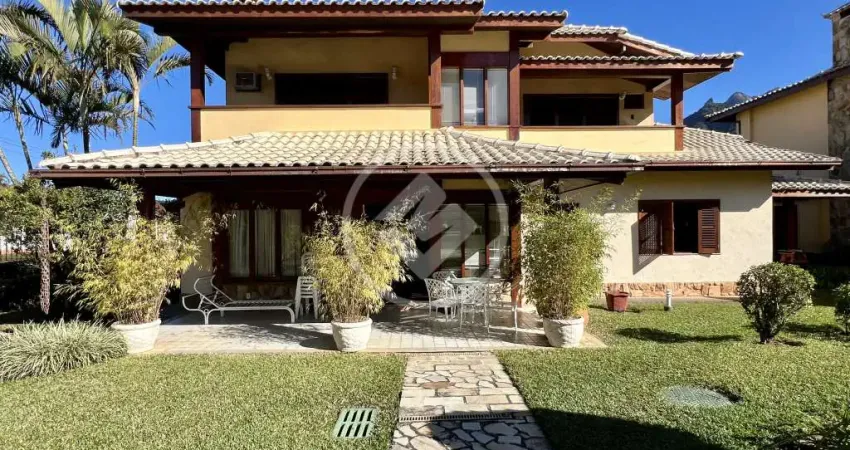 Casa com 4 quartos, 187 m² - venda por r$ 1.390.000 ou aluguel por r$ 10.276/mês - alto - teresópolis/rj codigo: 70794