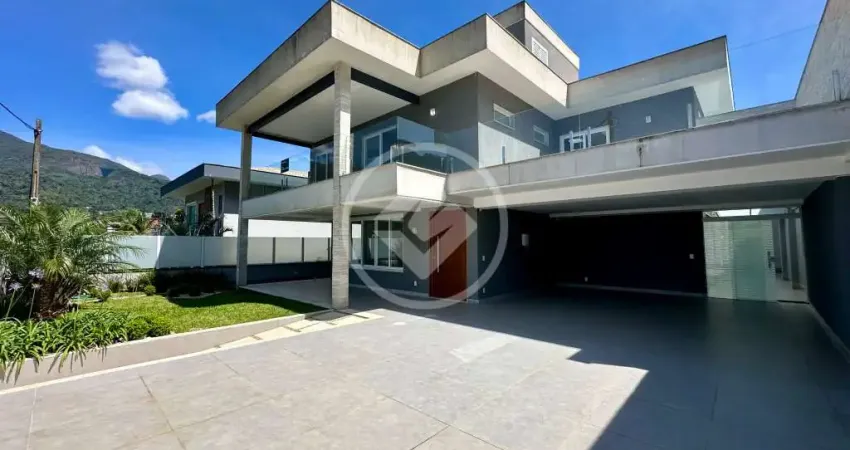 Casa de alto padrão com 4 suítes e 350m² por r$1.850.000,00 - comary - teresópolis/rj codigo: 152103