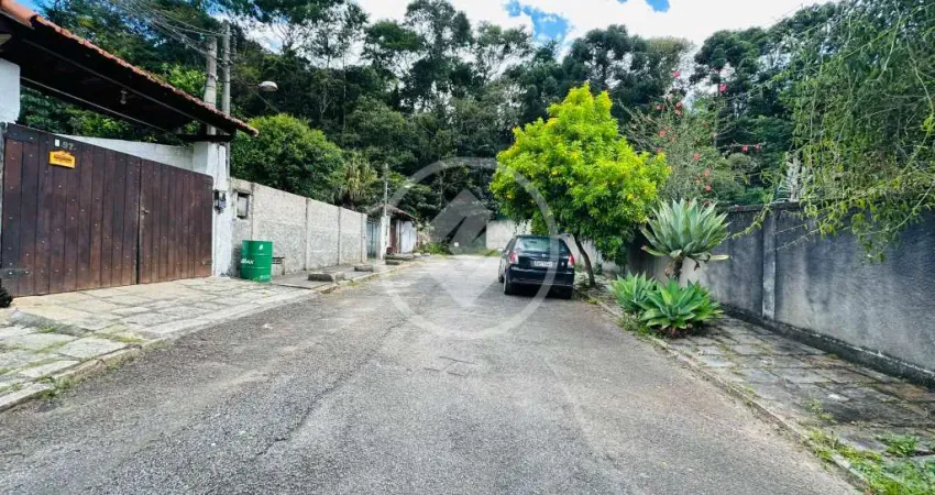 Terreno plano em rua sem saída, 613m², vale da prata, teresópolis/rj codigo: 105959