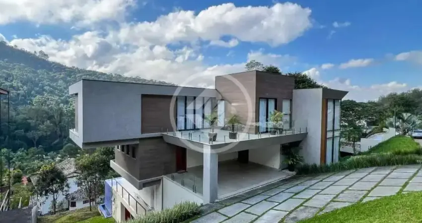 Casa em condomínio à venda, 4 quartos, 4 suítes, 3 vagas, quebra frascos - teresópolis/rj codigo: 149368