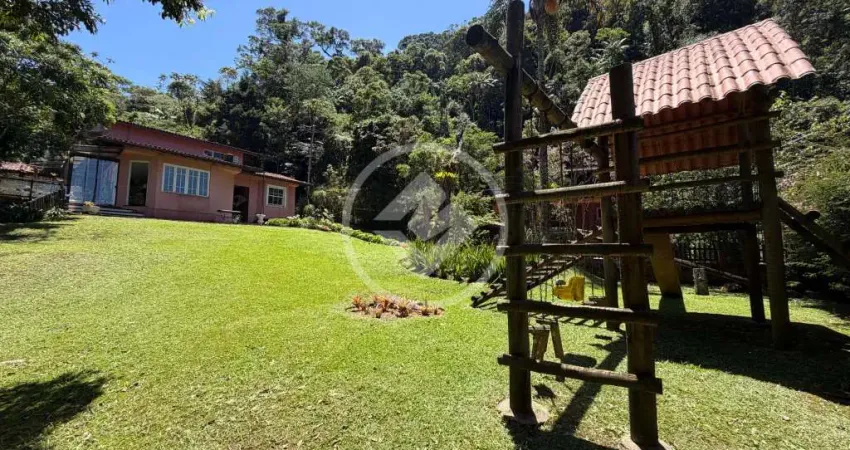 Casa em condomínio à venda, 4 quartos, 4 vagas, comary - teresópolis/rj codigo: 157312