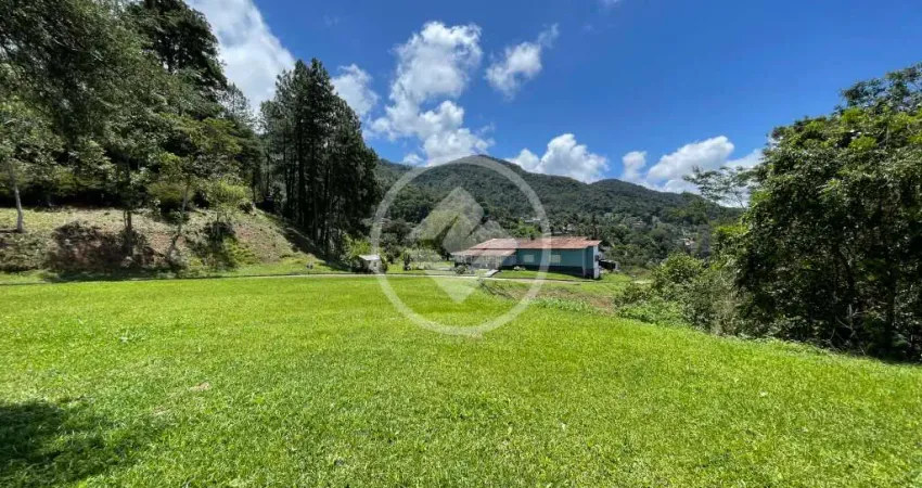 Terreno à venda na Alameda Iracema, 118, Granja Guarani, Teresópolis