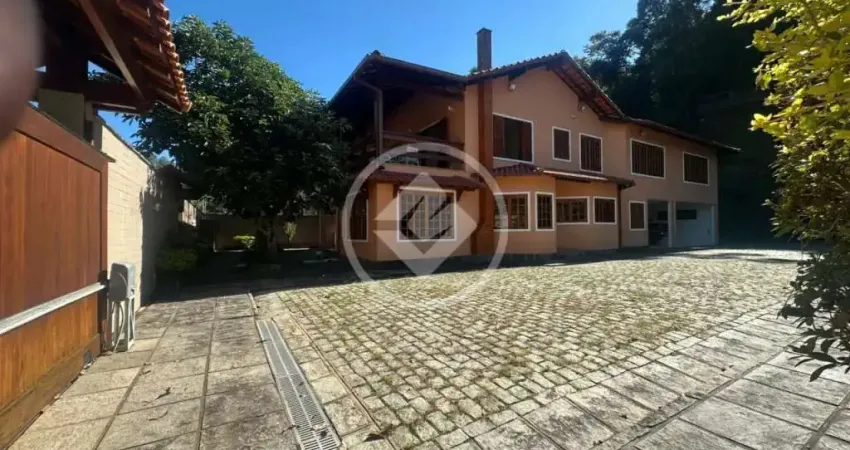 Casa em condomínio fechado com 6 quartos à venda na Alameda das Petúnias, 41, Green Valleiy, Teresópolis