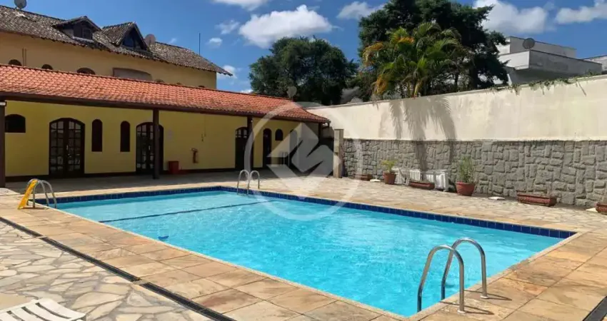 Casa duplex em condomínio fechado, com 2 quartos, em teresópolis/rj codigo: 62958