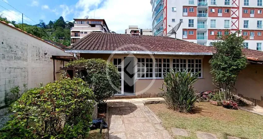 Casa em agriões, com 176 m², 4 quartos , sendo 1 suíte, à venda por r$ 915.000,00. teresópolis-rj. codigo: 155471