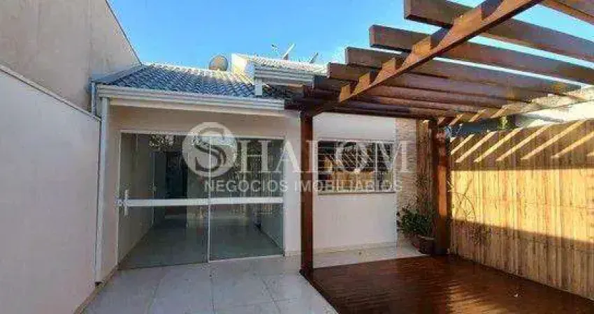 Casa à venda em Maringá, Jardim Três Lagoas, com 3 quartos, com 100 m²