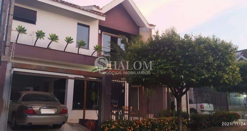 Sobrado à venda em Maringá, Cidade Jardim, com 3 quartos, com 230 m²