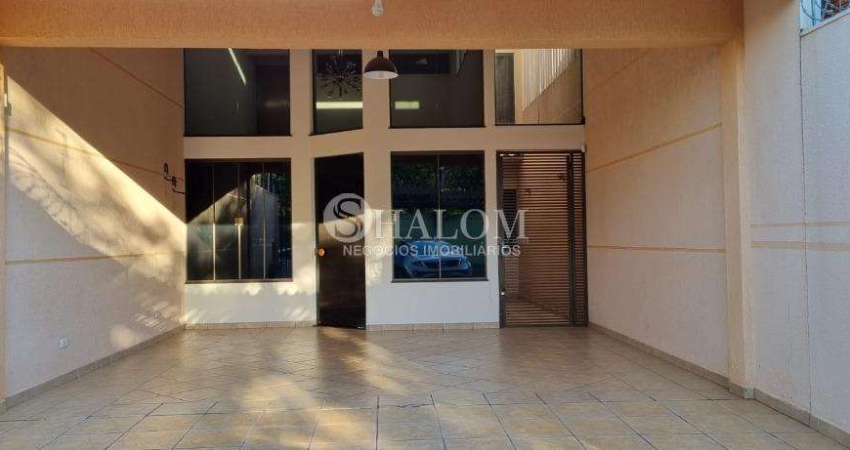 Sobrado à venda em Maringá, Vila Santa Izabel, com 3 quartos, com 249 m²