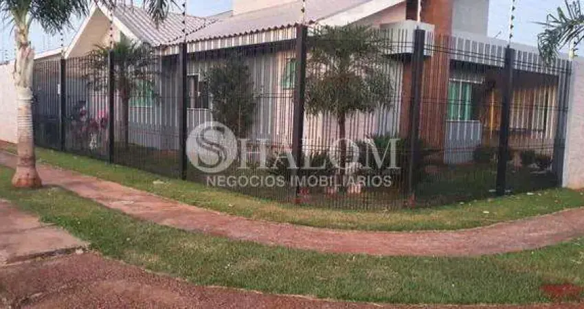 Casa à venda em Maringá, Jardim Paulista IV, com 4 quartos, com 172 m²