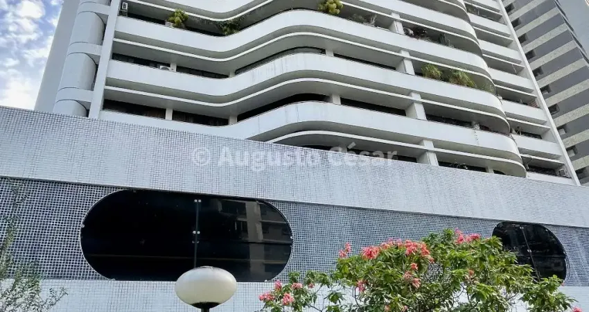 Apartamento para venda possui 253 metros com 4 quartos sendo 2 suítes com 3 vgs - no Parnamirim - Recife - PE