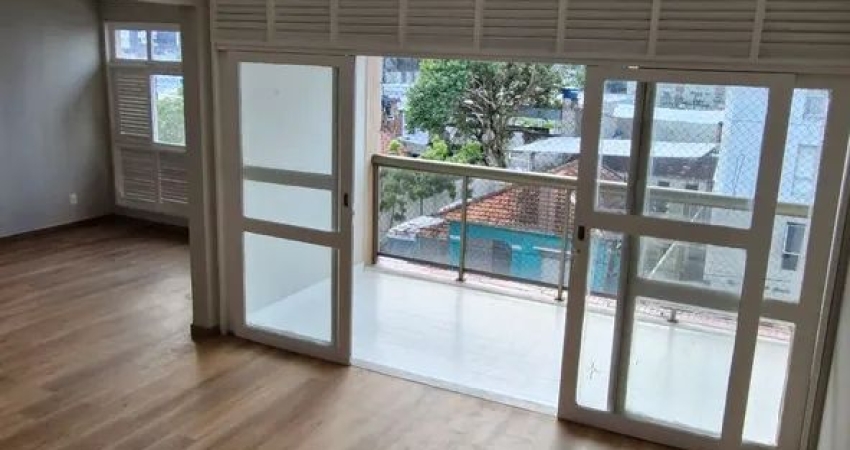 Apartamento para venda possui 150 metros com 3 quartos sendo 1 suíte com 2 vgs - na Madalena - Recife - PE