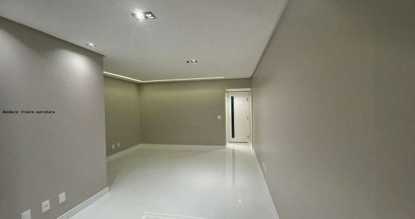 Apartamento para Venda em Salvador, CANDEAL, 3 dormitórios, 1 suíte, 3 banheiros, 2 vagas