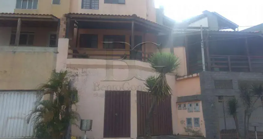 Casa com 4 quartos à venda na Vila Caio Junqueira, Poços de Caldas 