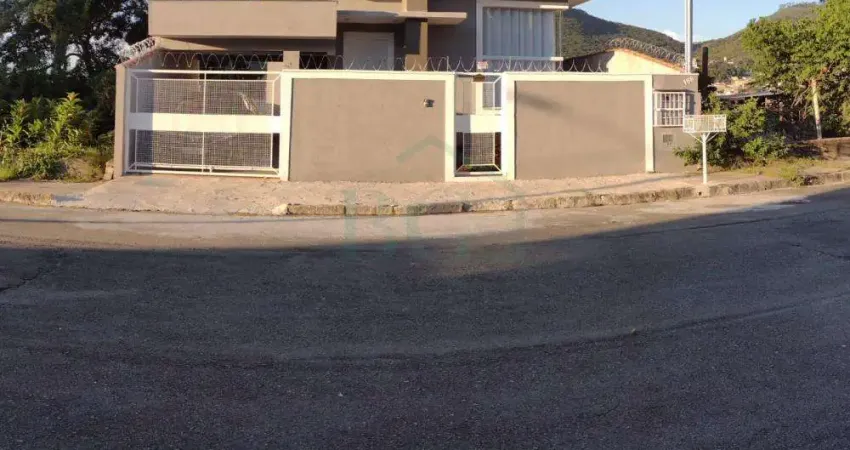 Casa com 3 quartos à venda no Residencial São Bernardo, Poços de Caldas 