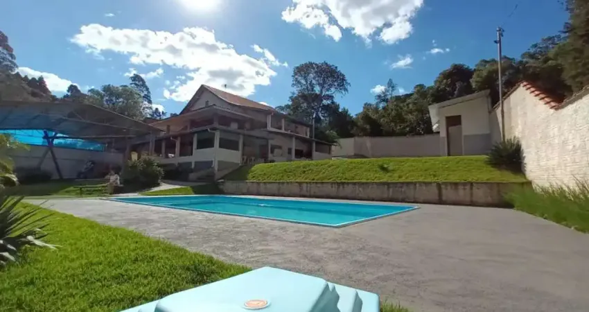 Fazenda à venda no Laranjeiras de Caldas, Caldas
