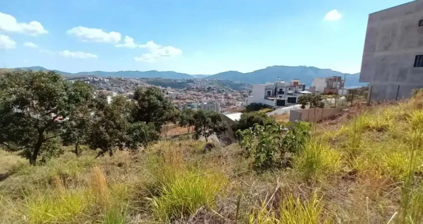 Terreno à venda no Jardim Bandeirantes, Poços de Caldas 