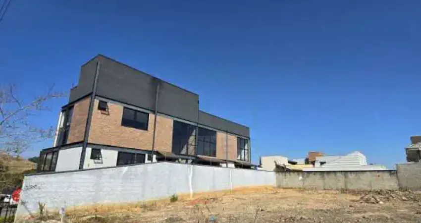 Terreno à venda no Loteamento Jardim Nova Europa, Poços de Caldas 