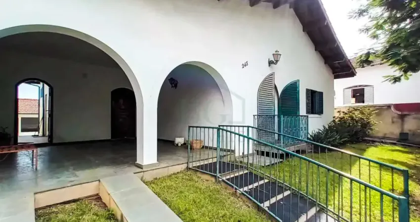 Casa com 3 quartos à venda no Centro, Campestre 