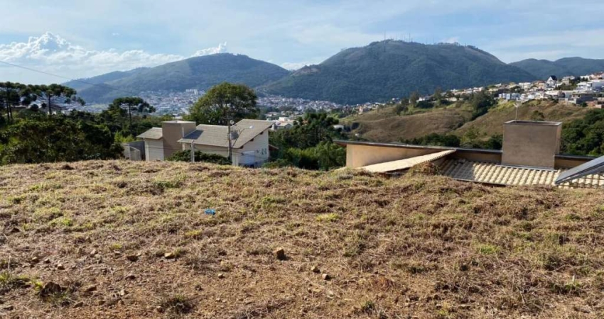 Terreno à venda no Parque San Carlo, Poços de Caldas 
