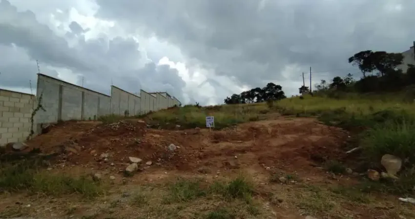 Terreno à venda no Jardim Bandeirantes, Poços de Caldas 