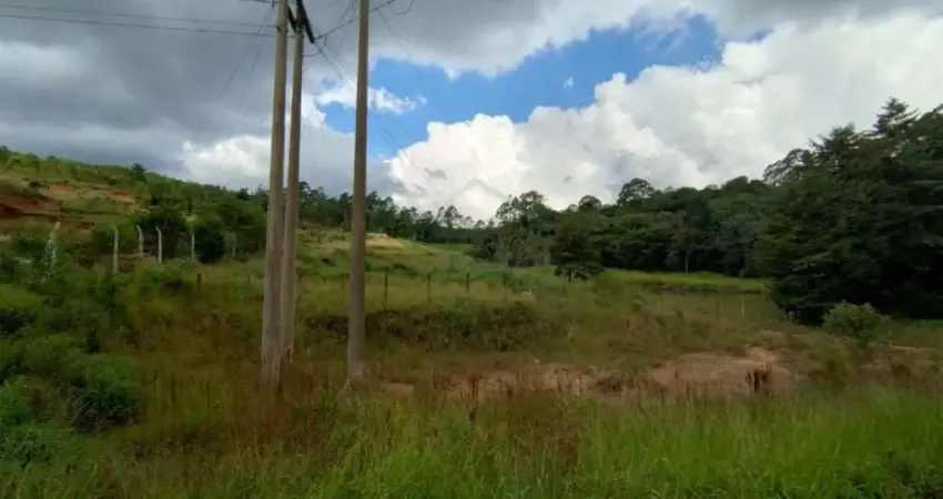 Terreno à venda no Jardim do Contorno, Poços de Caldas 