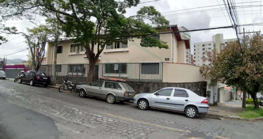 Apartamento com 3 quartos para alugar no São Benedito, Poços de Caldas