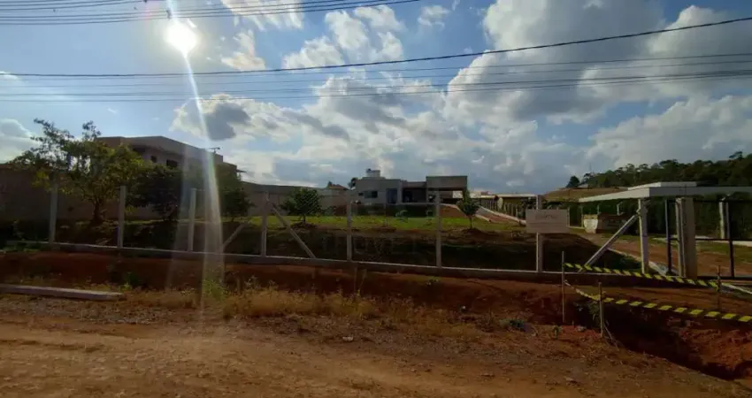 Casa em condomínio fechado com 3 quartos à venda no Residencial e Industrial Campo Alegre, Poços de Caldas