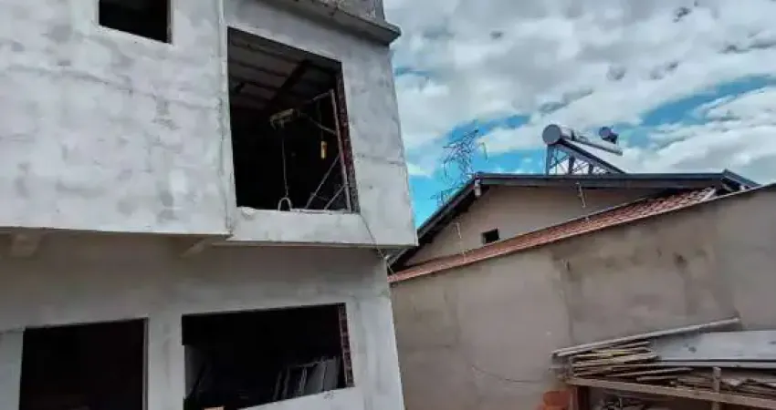 Casa com 2 quartos à venda no Loteamento Campo das Aroeiras, Poços de Caldas 