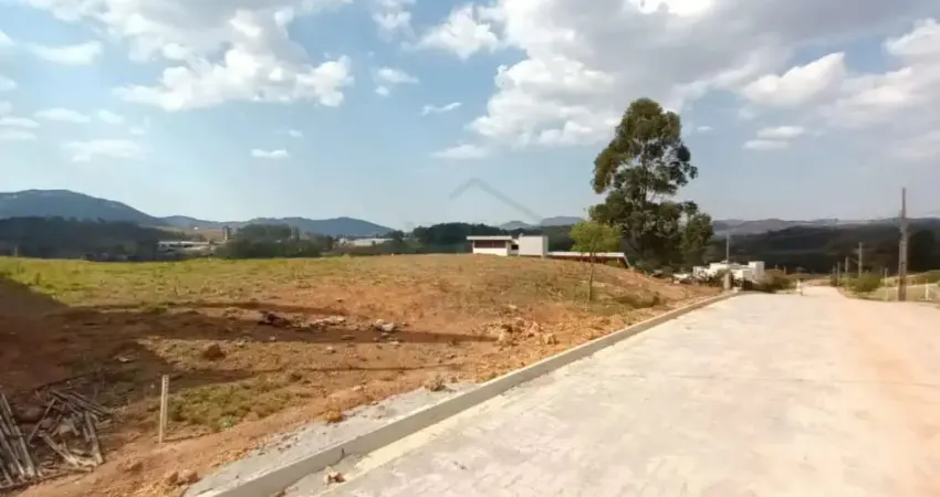 Terreno à venda no Jardim Montreal, Poços de Caldas 