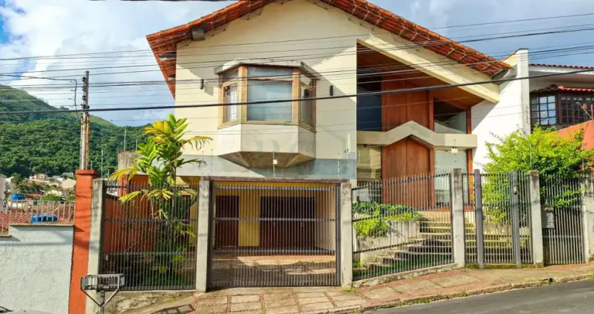 Casa com 3 quartos para alugar no Cristiano Ozório, Poços de Caldas 