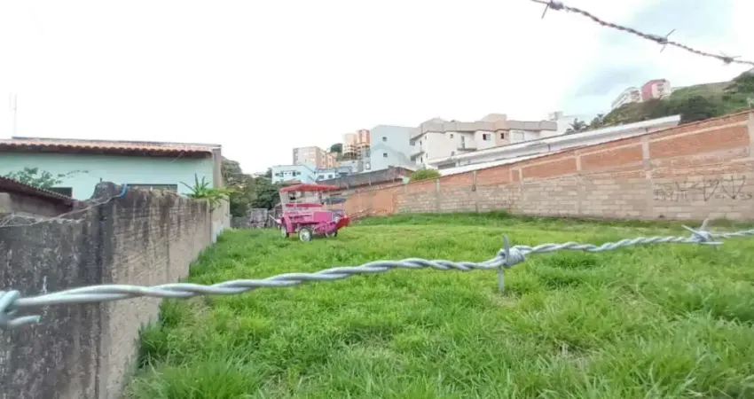 Terreno à venda no Jardim Quisisana, Poços de Caldas