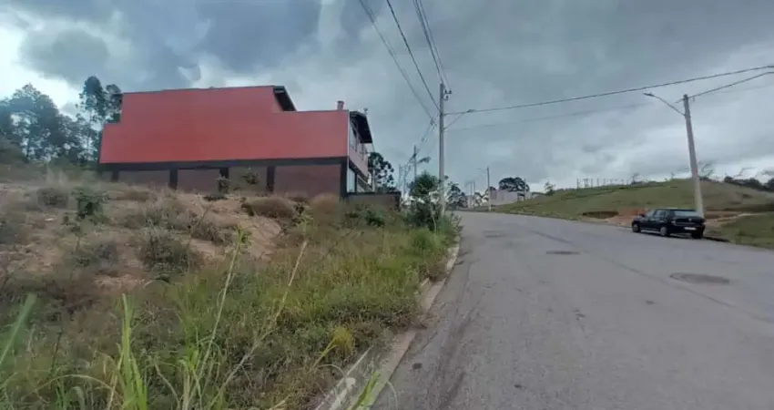 Terreno à venda no Laranjeiras de Caldas, Caldas