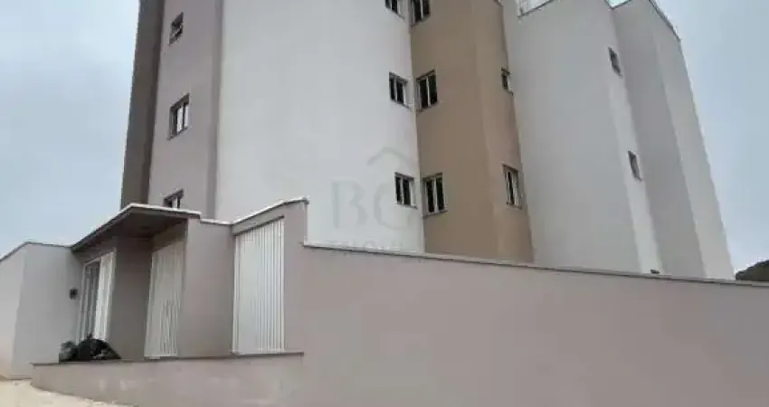 Excelente apartamento duplex á venda no residencial summer ville em poços de caldas mg.