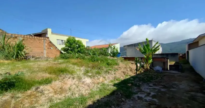 Excelente casa á venda no bairro monte verde em poços de caldas mg.