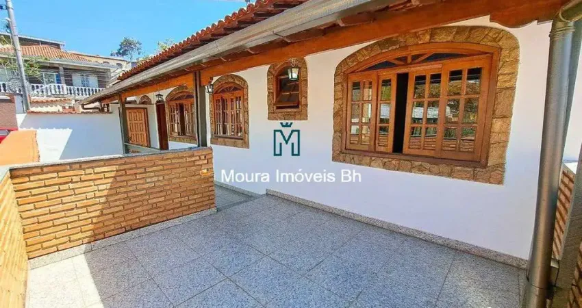 Casa com 3 quartos à venda na Santa Mônica, Belo Horizonte 