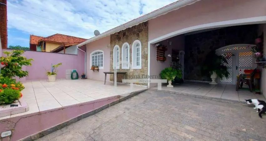 Casa com 3 dormitórios à venda, 139 m² por R$ 480.000,00 - Balneário Stella Maris - Peruíbe/SP