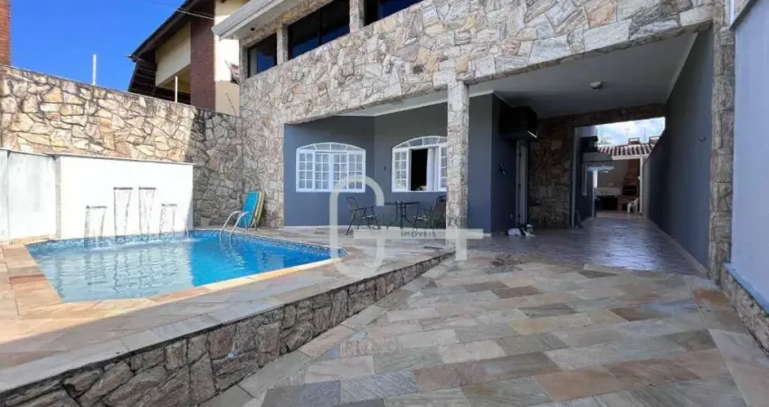 Casa com 3 dormitórios à venda, 232 m² por R$ 590.000,00 - Parque Balneário Oásis - Peruíbe/SP