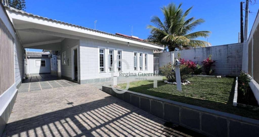 Casa com 3 dormitórios à venda, 123 m² por R$ 650.000,00 - Parque D'Aville Residencial - Peruíbe/SP