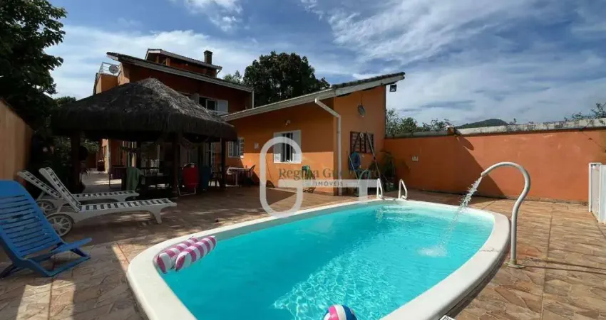 Casa com 8 dormitórios à venda, 440 m² por R$ 1.250.000,00 - Guaraú - Peruíbe/SP