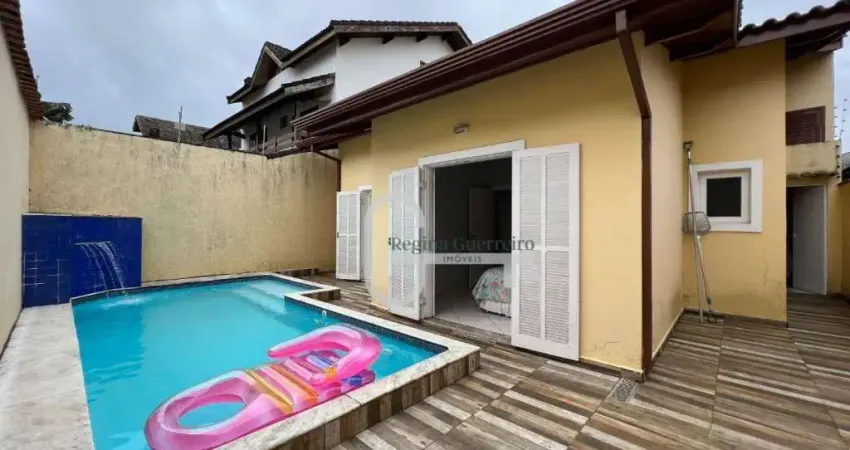 Casa com 3 dormitórios à venda, 133 m² por R$ 550.000,00 - Parque Balneário Oásis - Peruíbe/SP