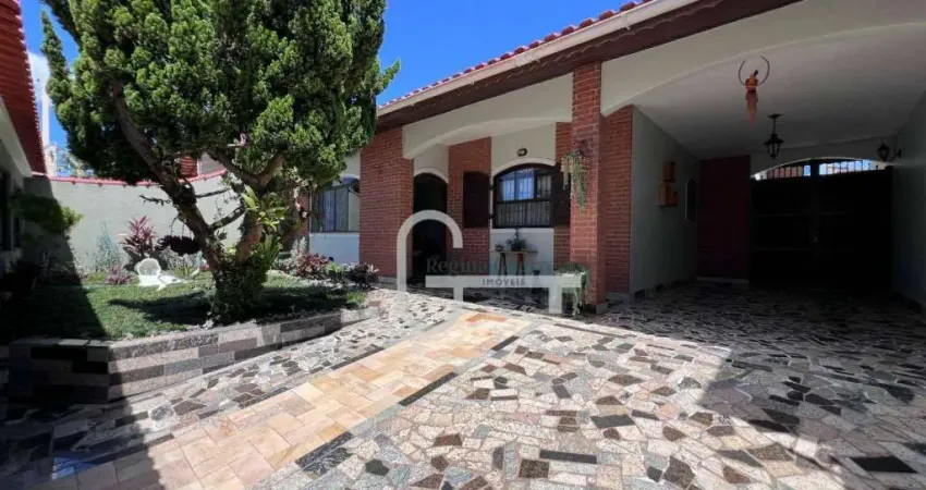 Casa com 3 dormitórios à venda, 160 m² por R$ 590.000,00 - Arpoador - Peruíbe/SP