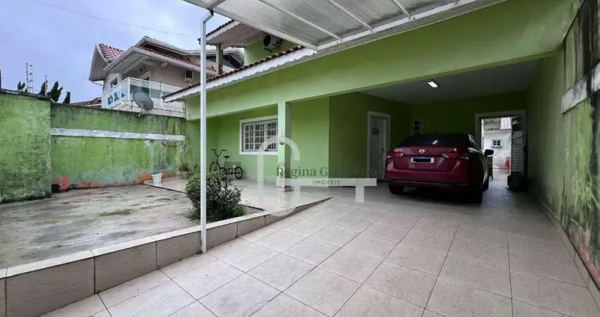 Casa com 4 dormitórios à venda, 191 m² por R$ 600.000,00 - Jardim Icaraiba - Peruíbe/SP