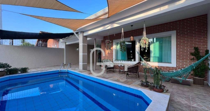 Casa com 3 dormitórios à venda, 204 m² por R$ 800.000,00 - Jardim Ribamar - Peruíbe/SP