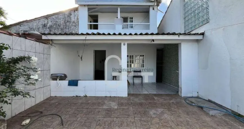 Casa com 3 dormitórios à venda, 117 m² por R$ 350.000,00 - Balneário Três Marias - Peruíbe/SP