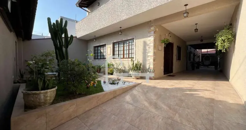 Casa com 5 dormitórios à venda, 400 m² por R$ 1.560.000,00 - Centro - Peruíbe/SP